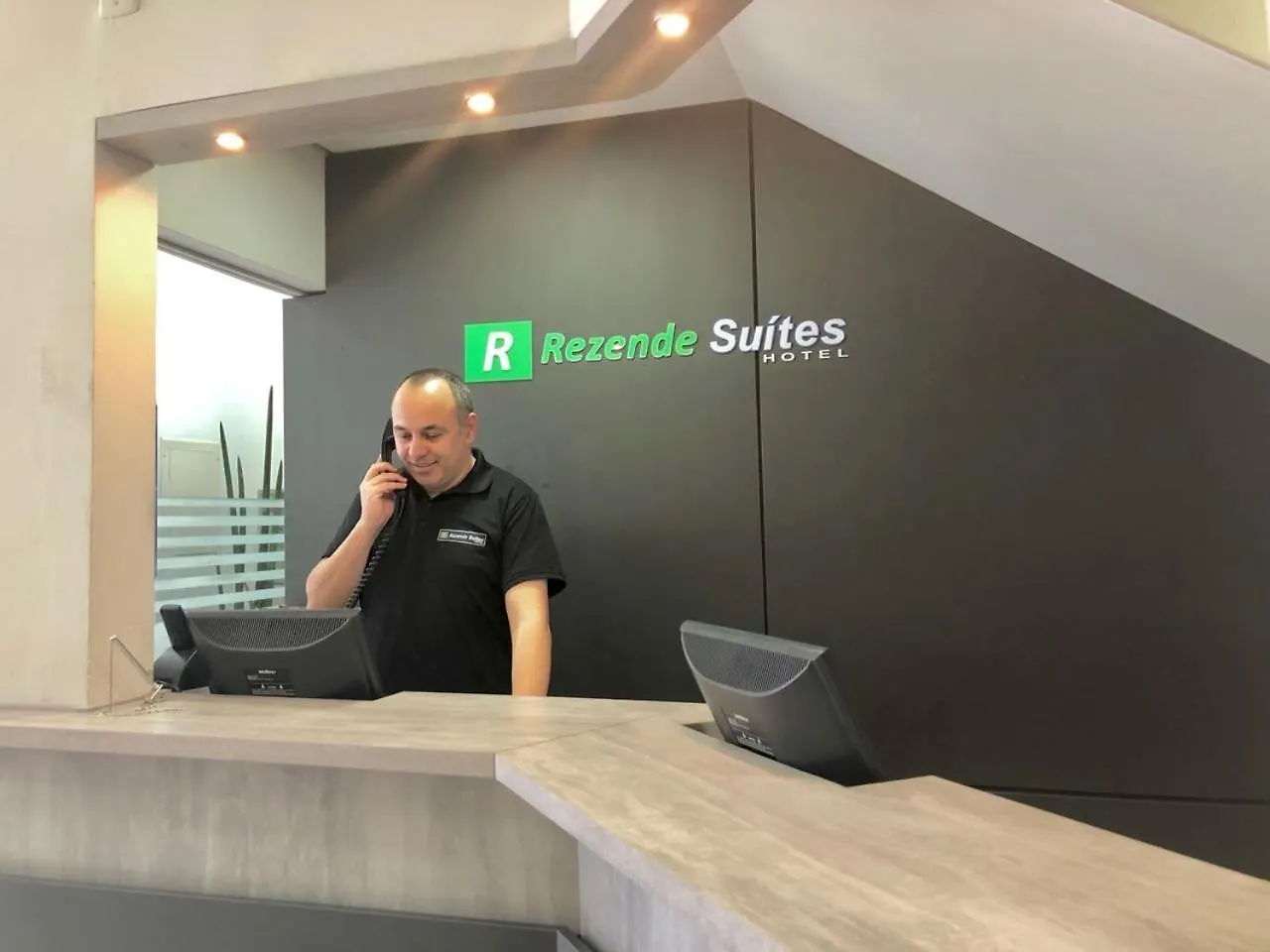 Rezende Suítes Hotel Balneário Camboriú Brasil
